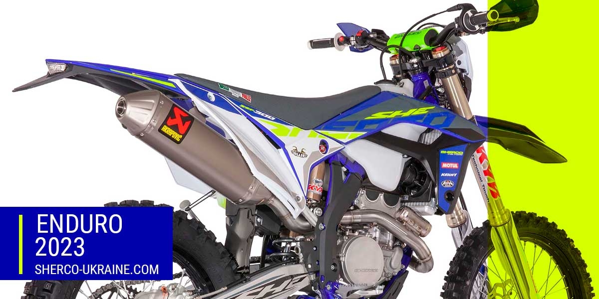 Выпуск AKRAPOVIC в стоковой комплектации.