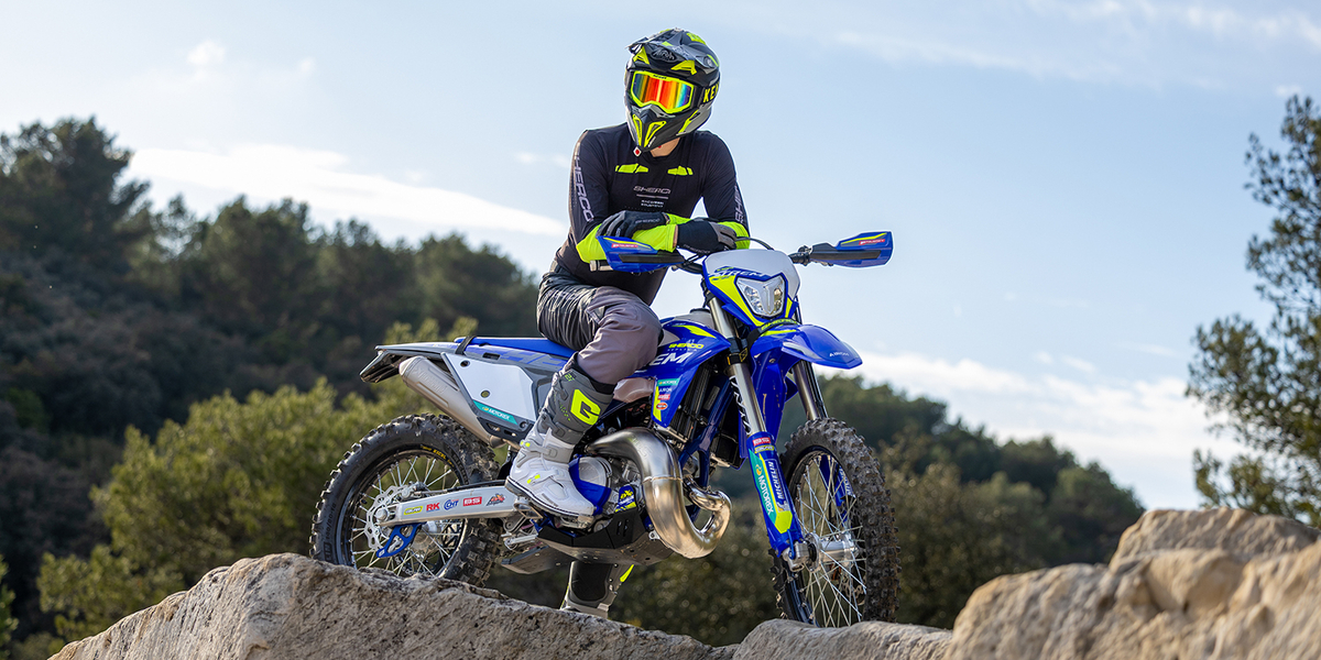 Новинка в семействе эндуро SHERCO: SE 300 XTREM!